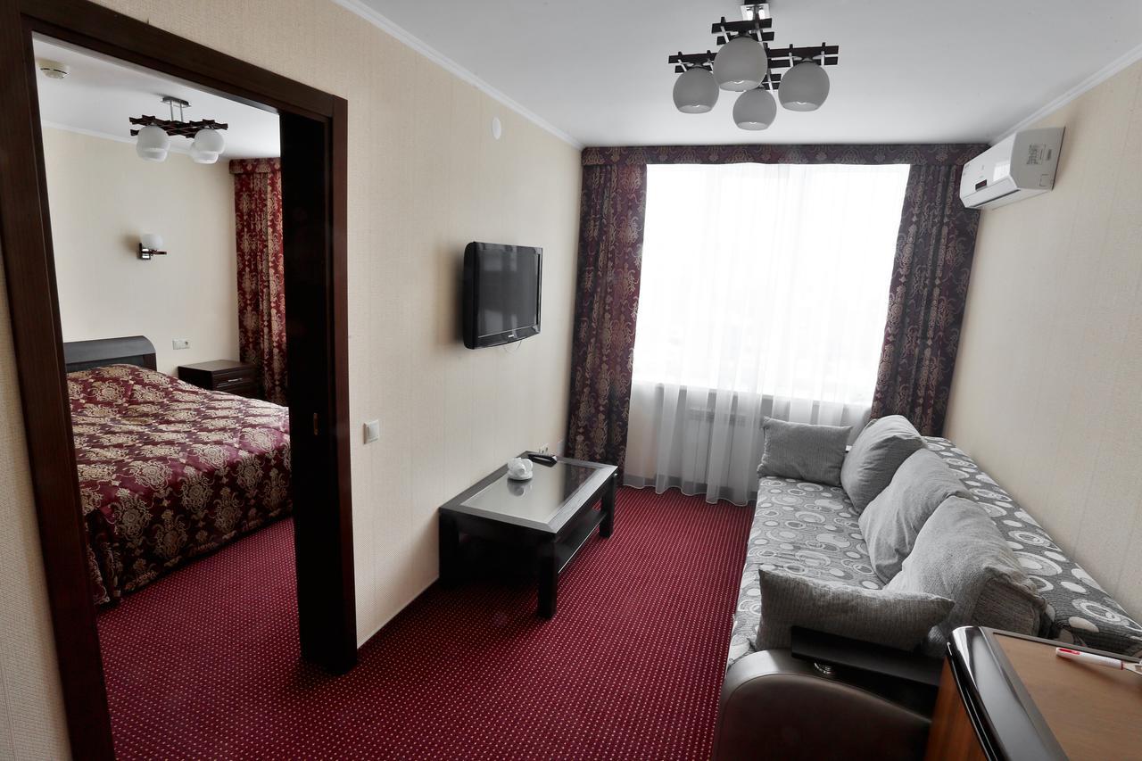 NEFTYANIK HOTEL ТЮМЕНЬ 3* (Россия) - от 2548 RUB | NOCHI